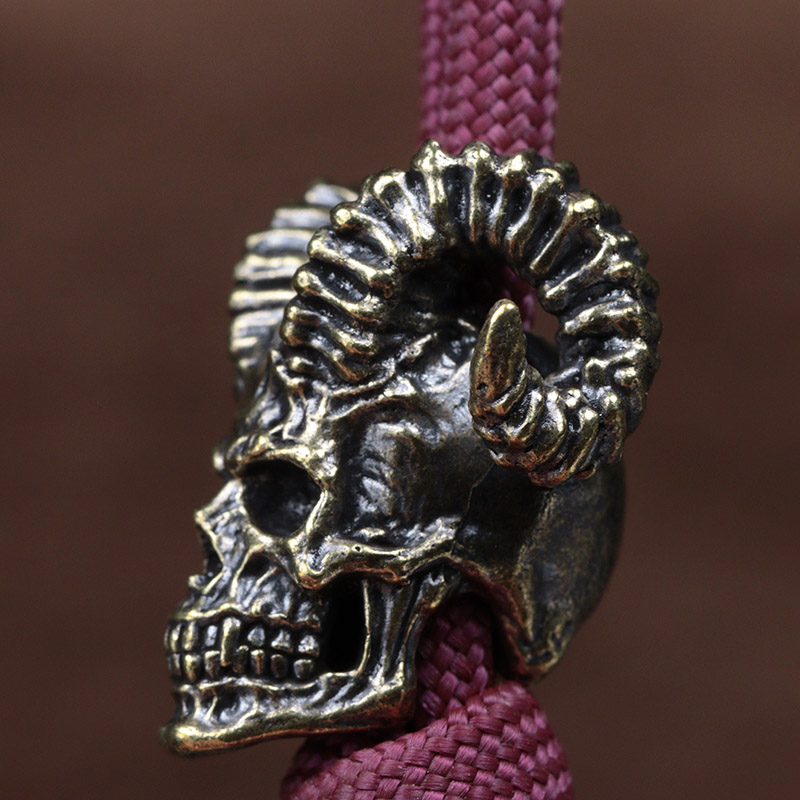 Corne de chèvre tête de crâne  - Paracord Survival Bracelet avis et prix
